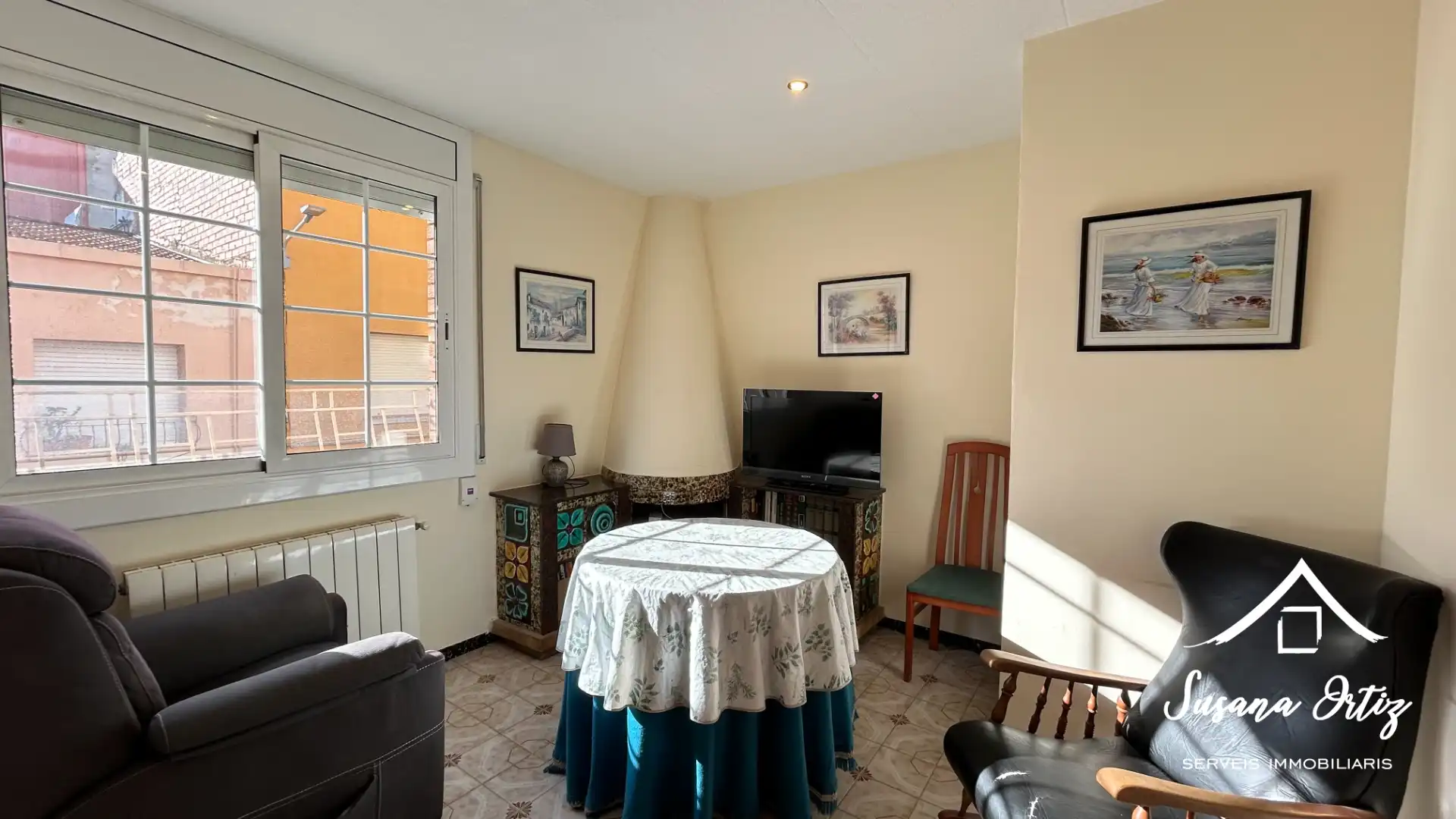 Sala de estar de Piso en venta en Terrassa con Aire acondicionado, Calefacción y Terraza