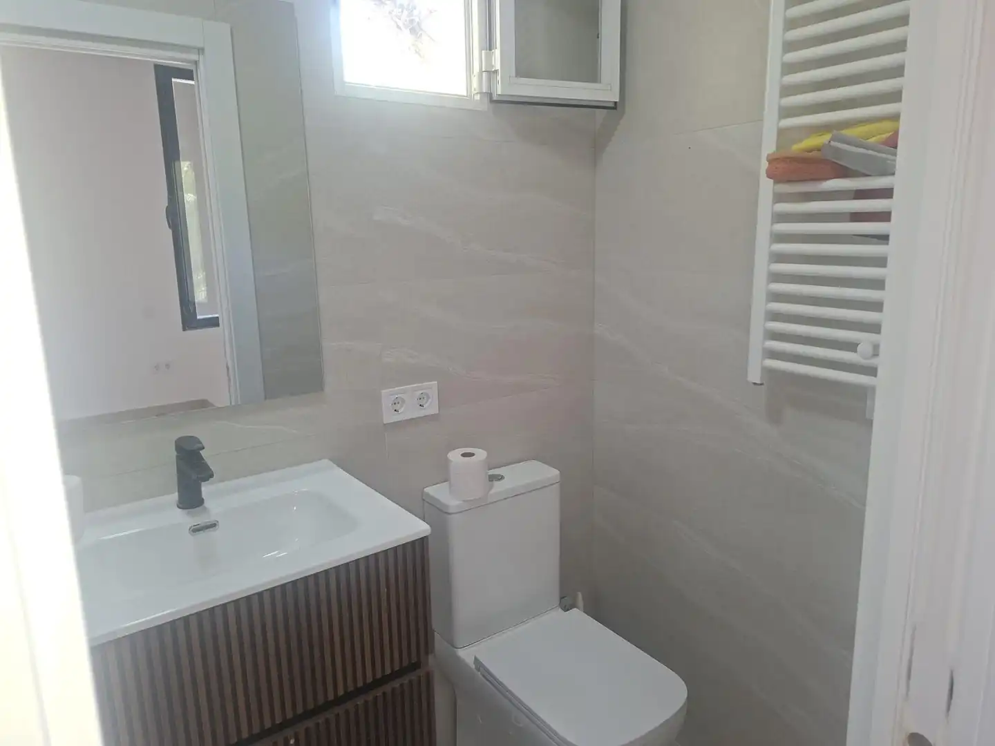 Baño de Casa o chalet en venta en L'Alfàs del Pi con Aire acondicionado, Jardín privado y Terraza
