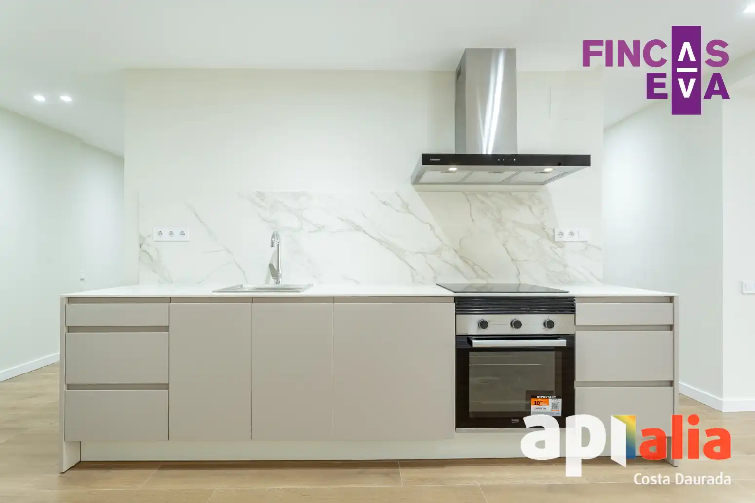 Cocina de Piso en venta en Vila-seca con Piscina y Balcón