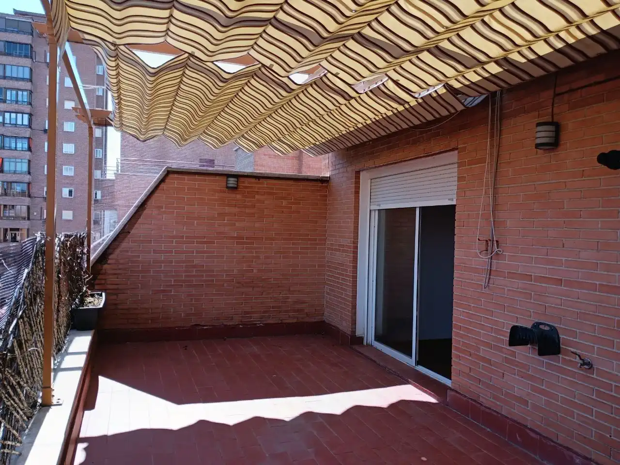 Terrasse von Dachboden zur Miete in Madrid mit Klimaanlage, Heizung und Parkett