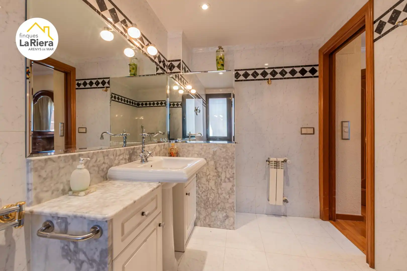 Baño de Ático en venta en Arenys de Mar con Aire acondicionado, Calefacción y Parquet