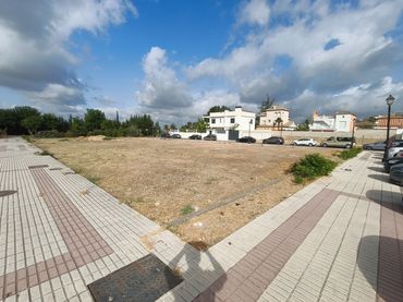 Terreno residencial en venta en Cabra