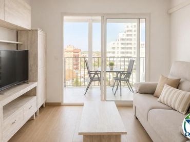 Apartamento con ascensor en venta en Carrer Muga-Delta