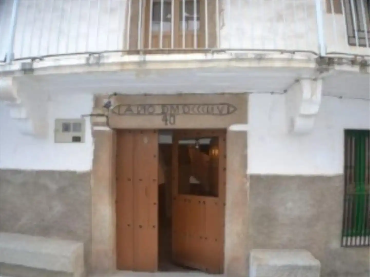 Piso en venta en Becedas con Balcón