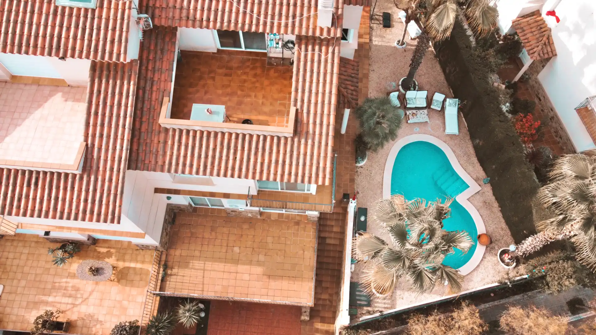 Vista exterior de Casa o xalet en venda en Tiana amb Aire condicionat, Calefacció i Jardí privat