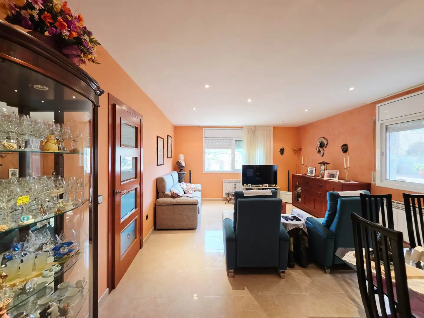 Casa amb terrassa en venda a Vallirana, imagen 4