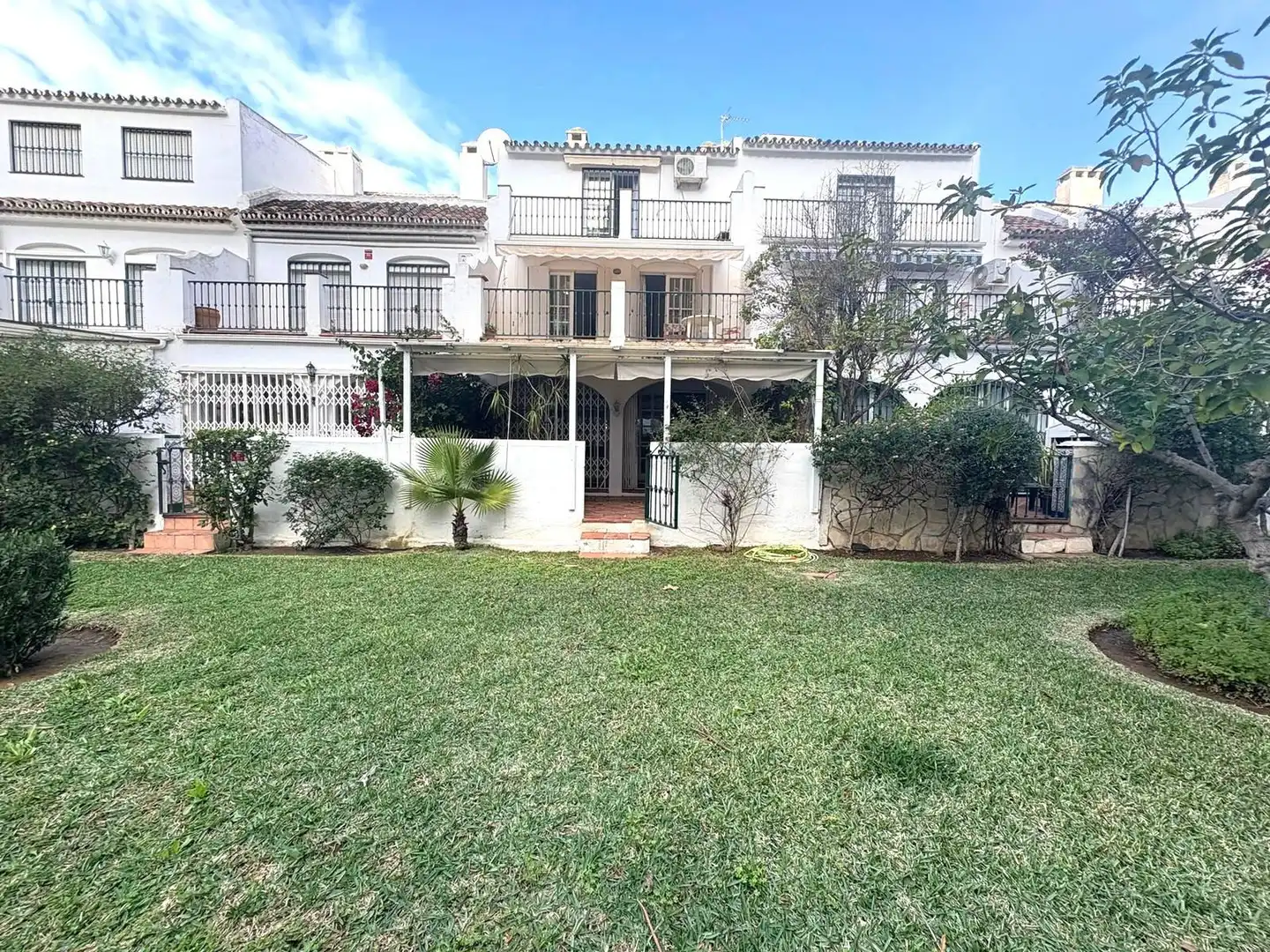 Jardí de Casa adosada en venda en Fuengirola amb Aire condicionat, Jardí privat i Terrassa