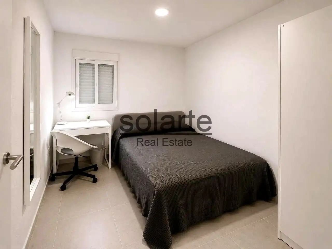 Bedroom of Ground floor for sale in Barcelona  with Air Conditioner