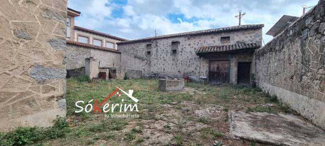 Casa-chalet en Venta en Calle Mártires de Sotillo en Sotillo de la Adrada