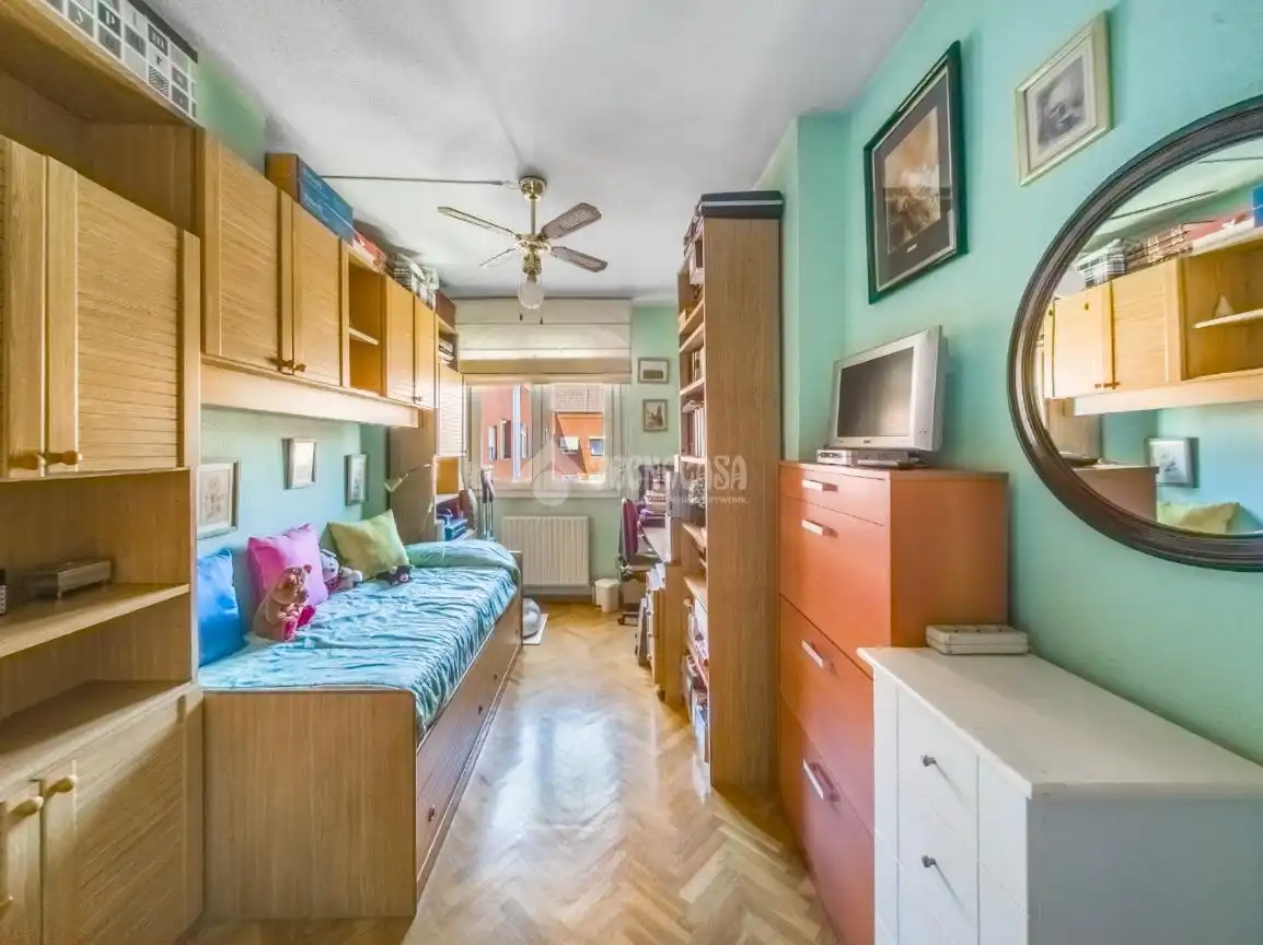 Habitación de Piso en venta en Madrid con Aire acondicionado y Calefacción