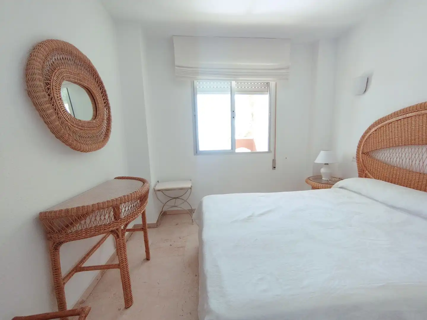 Habitación de Apartamento de alquiler en Fuengirola con Terraza