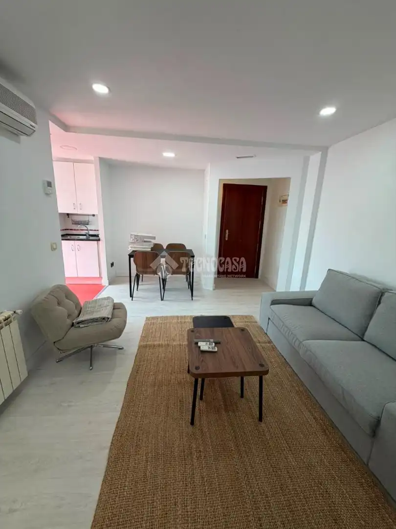 Living room of Flat for rent in Getafe  with Air Conditioner and Heating