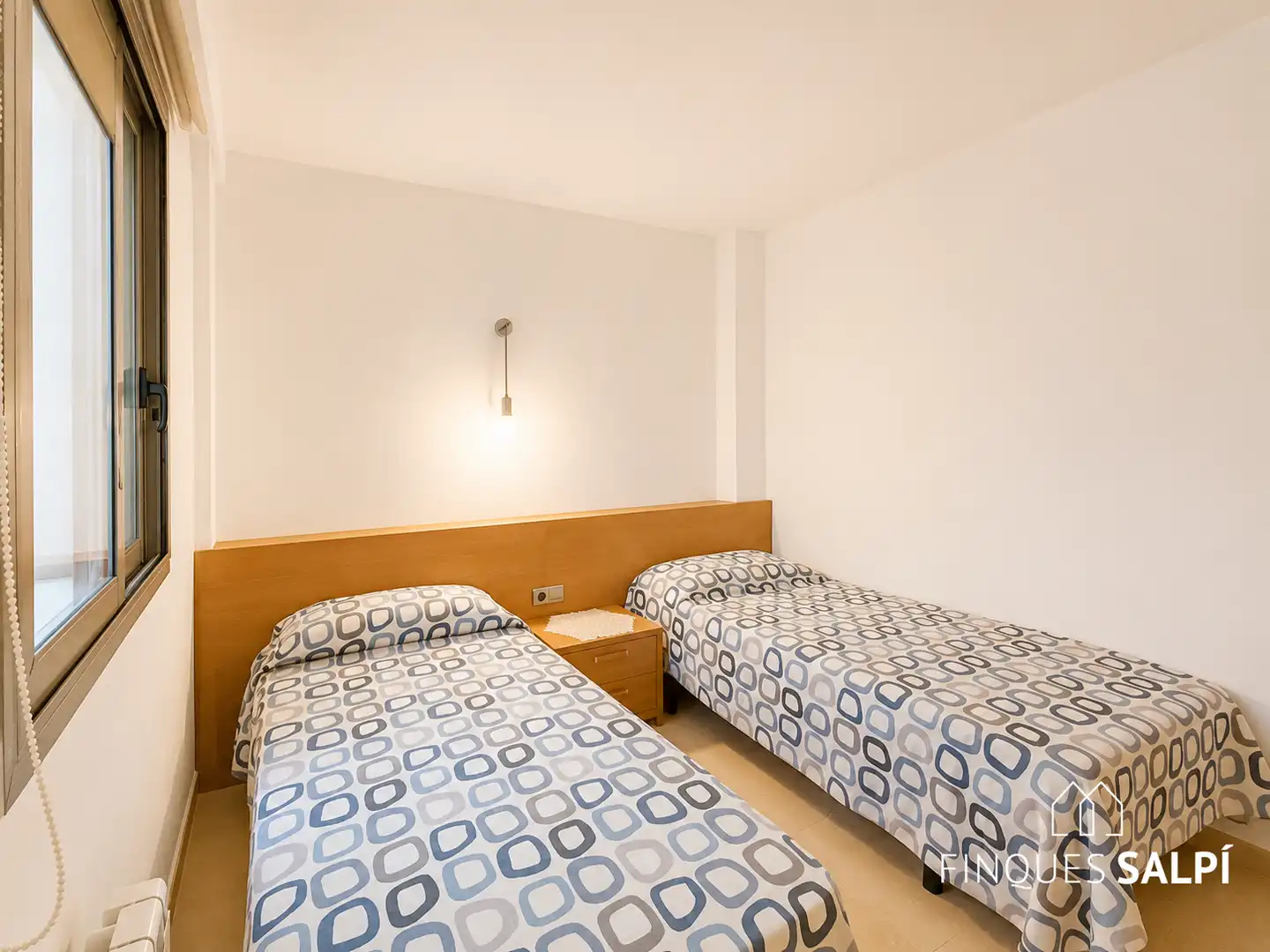 Dormitori de Pis en venda en Girona amb Calefacció, Terrassa i Traster