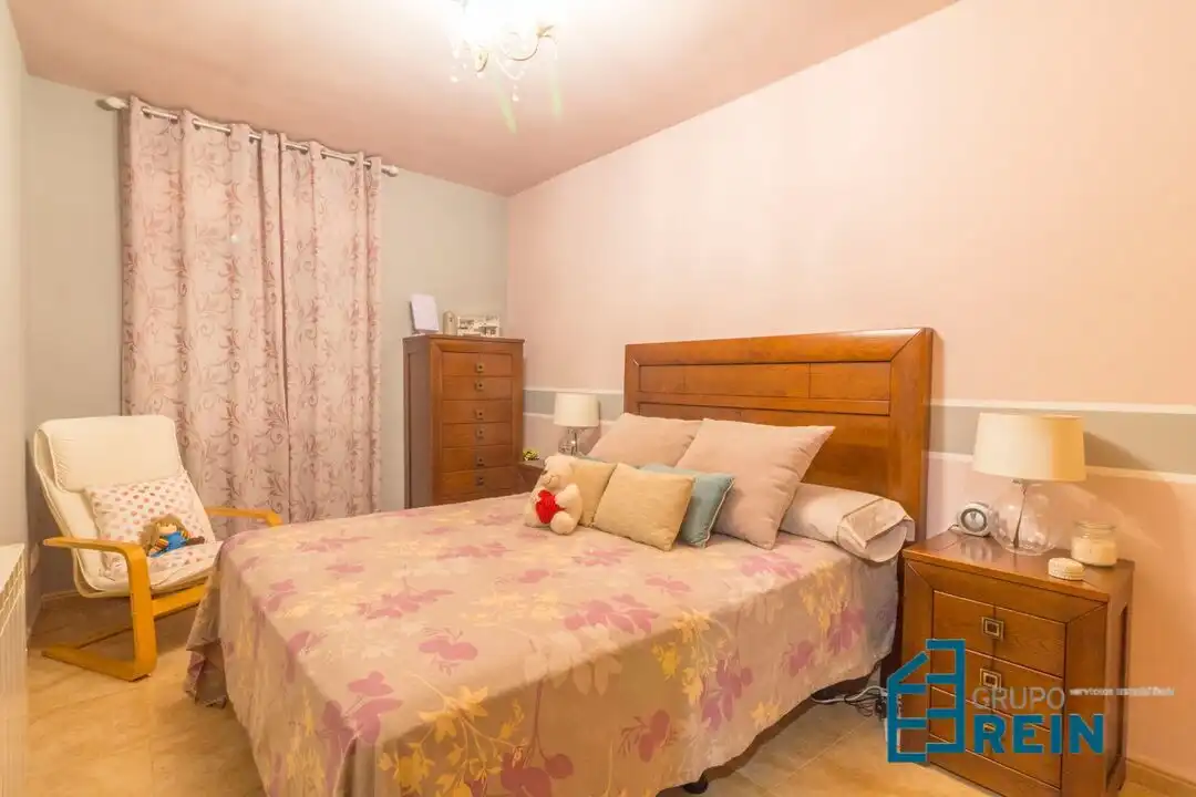 Habitación de Casa adosada en venta en Recas con Aire acondicionado, Calefacción y Trastero