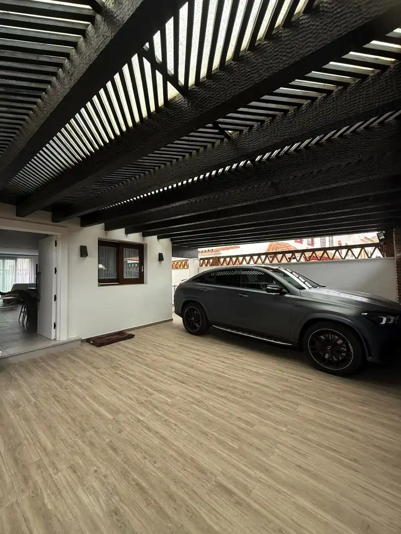 Parking de Casa adosada en venta en Marbella con Aire acondicionado, Terraza y Trastero
