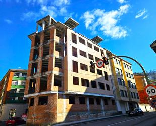 Vista exterior de Edifici en venda en San Martín del Rey Aurelio