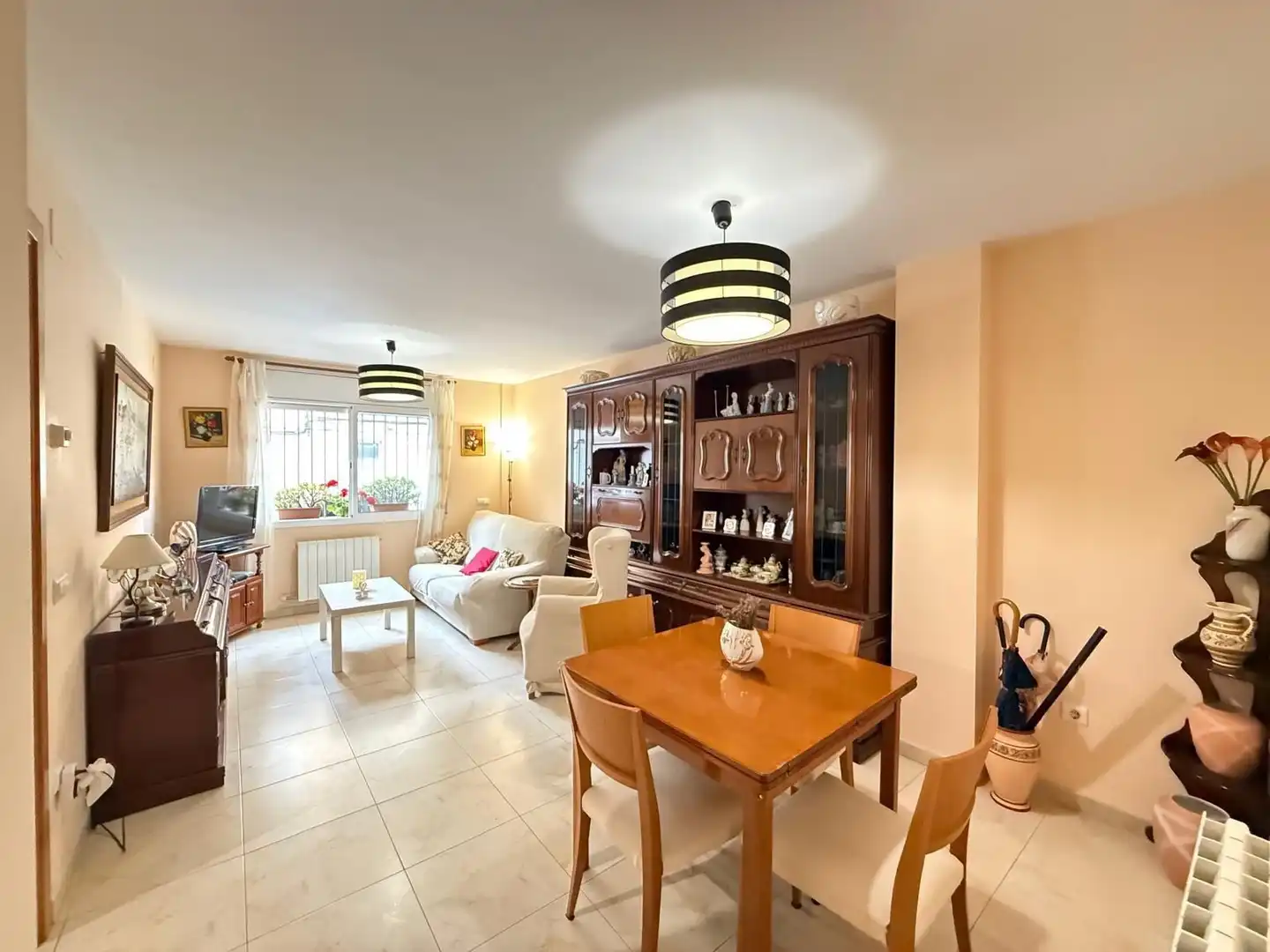 Living room of Flat for sale in Sant Pere de Ribes  with Air Conditioner, Heating and Terrace