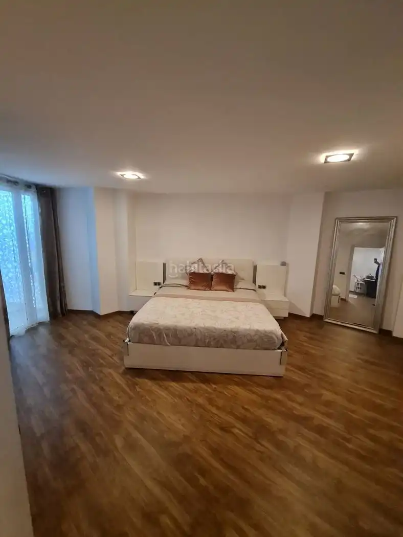 Piso con ascensor en venta en Avinguda dels Països Catalans 166