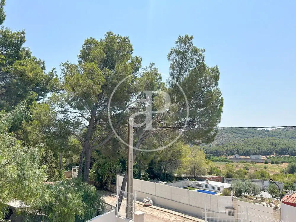 Casa adosada en venda en Godelleta amb Jardí privat, Terrassa i Balcó