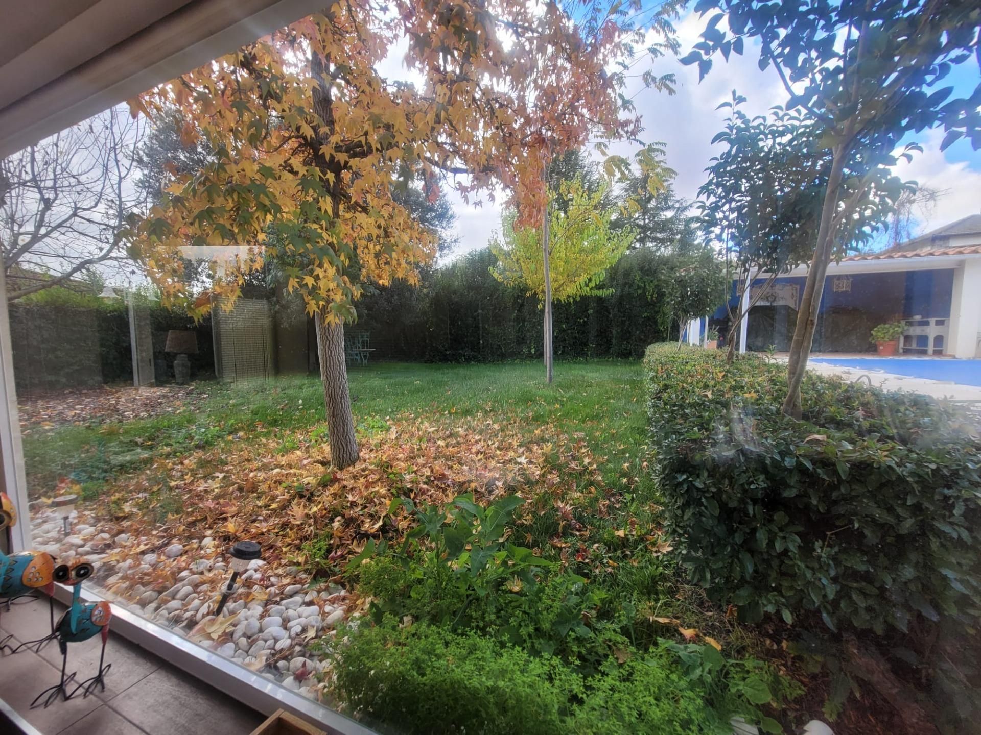 Casa o xalet en venda en Galindo y Perahuy amb Calefacció, Jardí privat i Traster