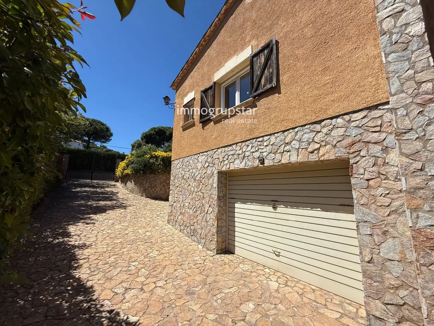 Vista exterior de Casa o xalet en venda en Calonge i Sant Antoni amb Aire condicionat, Calefacció i Terrassa