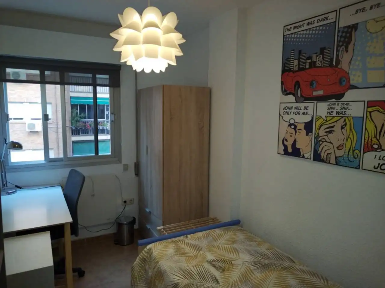 Schlafzimmer von Wohnung zur Miete in Granada mit Klimaanlage, Heizung und Möbliert