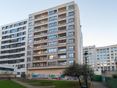 Vista exterior de Pis en venda en Vigo  amb Calefacció, Parquet i Terrassa