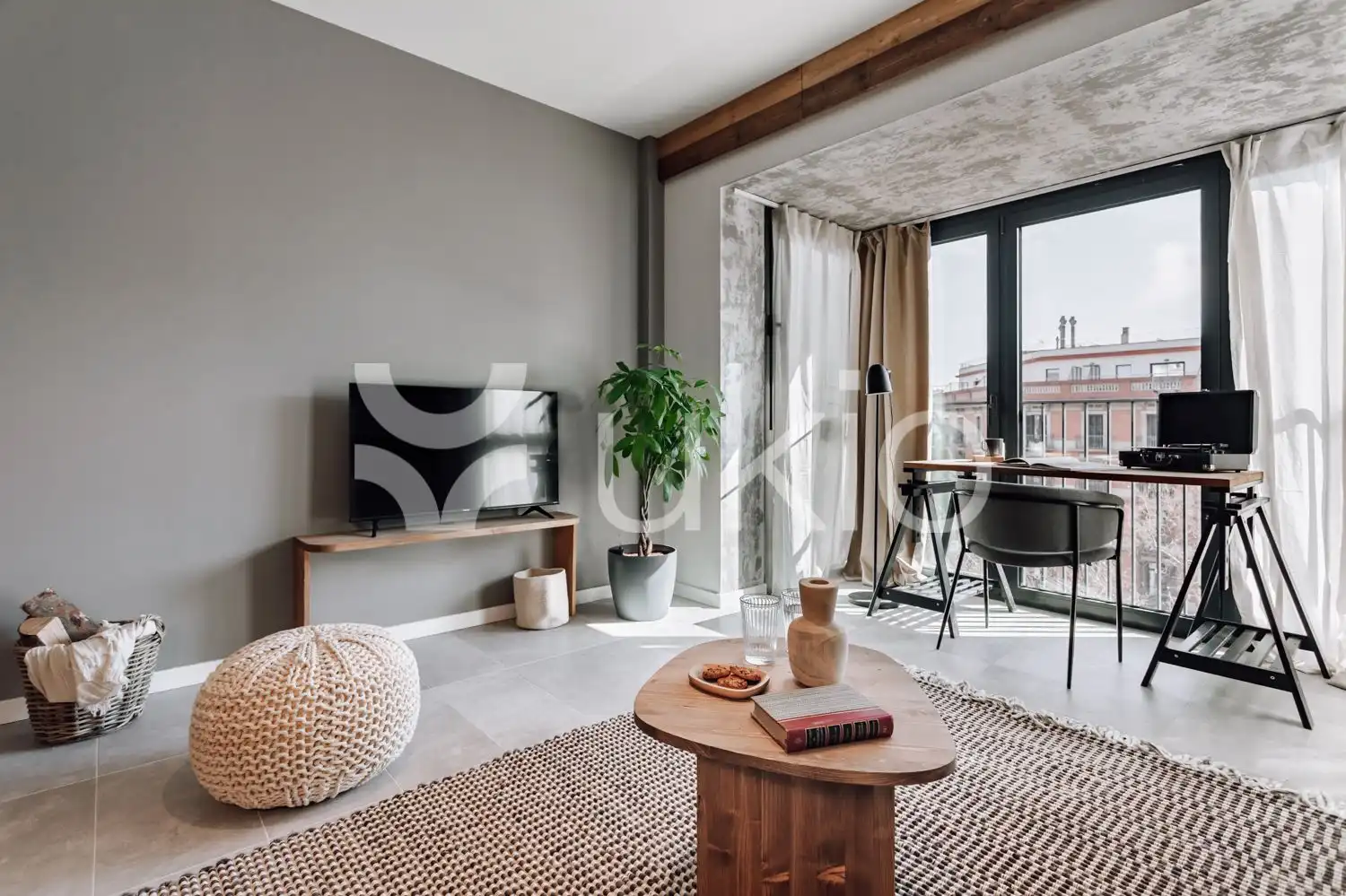 Wohnzimmer von Wohnungen zur Miete in Barcelona mit Klimaanlage, Möbliert und Ofen