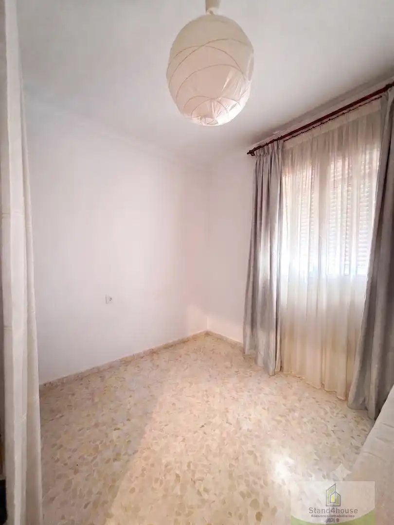Bedroom of Flat for sale in Bollullos Par del Condado  with Air Conditioner, Heating and Storage room