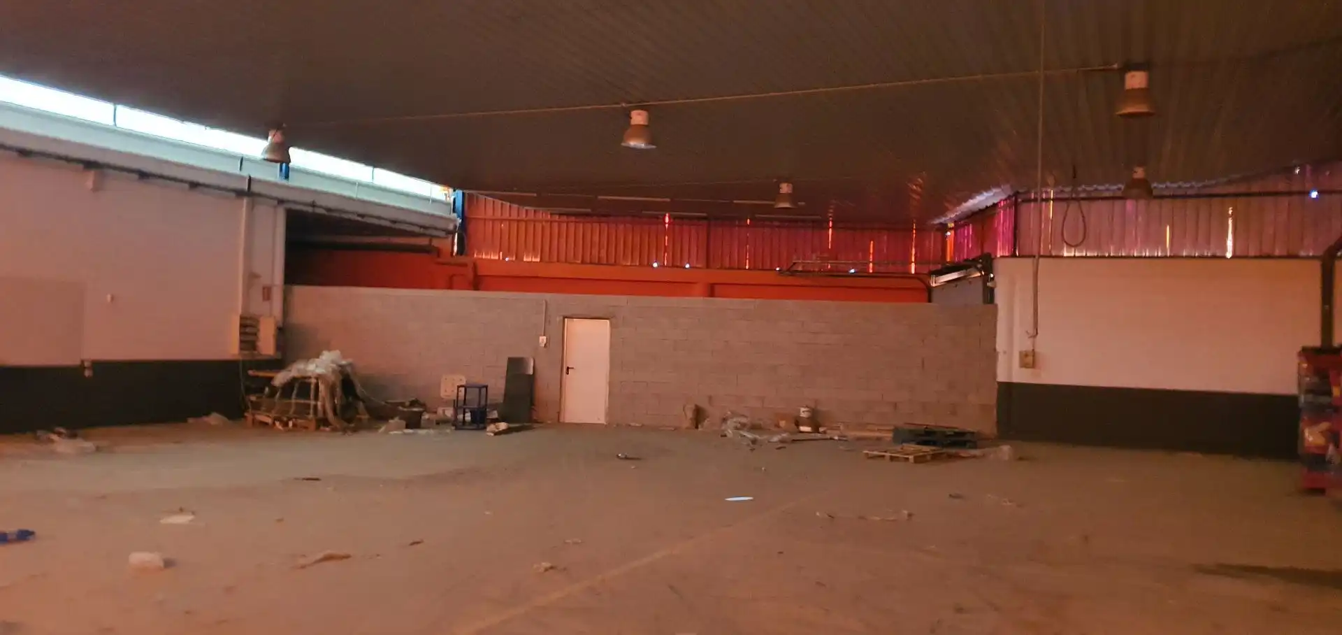 Industrial buildings for rent in Albox