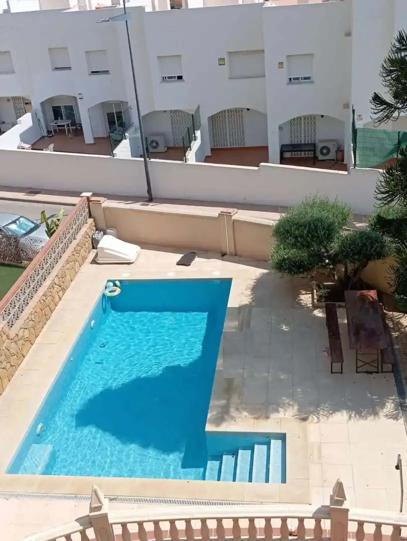 Piscina de Apartament de lloguer en Cuevas del Almanzora amb Aire condicionat, Calefacció i Terrassa
