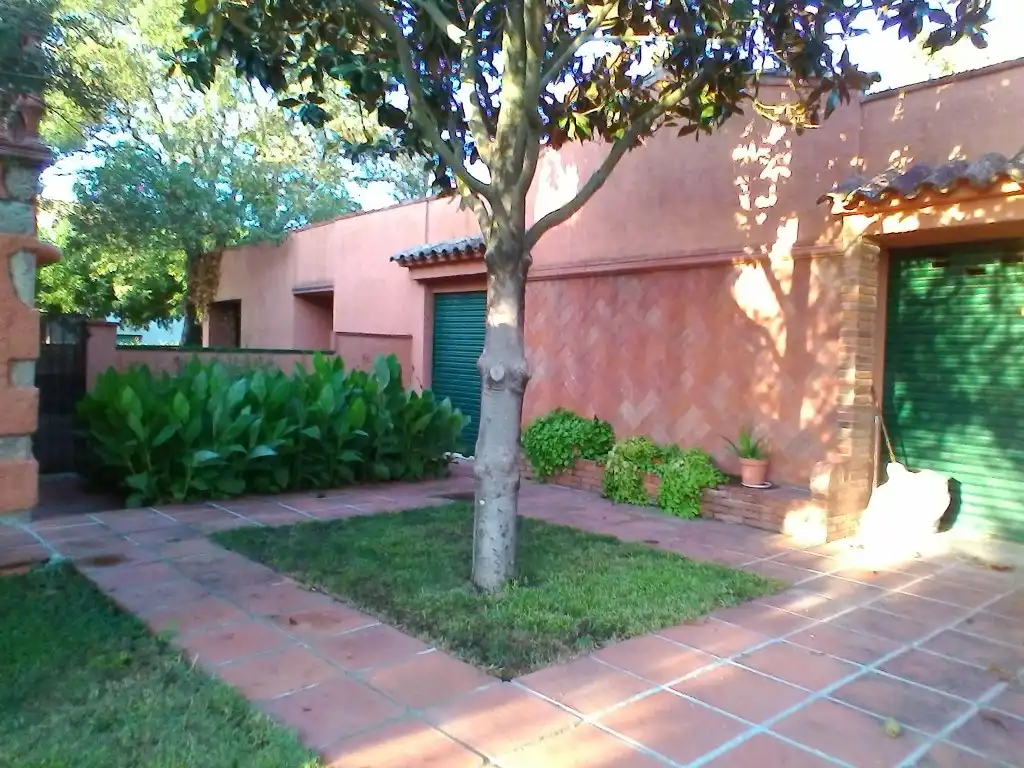 Houses for sale in Riudellots de la Selva