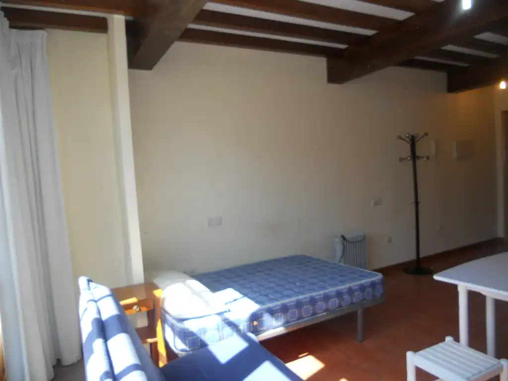 Bedroom of Flat for rent in Santiago de Compostela   with Heating, Furnished and Oven
