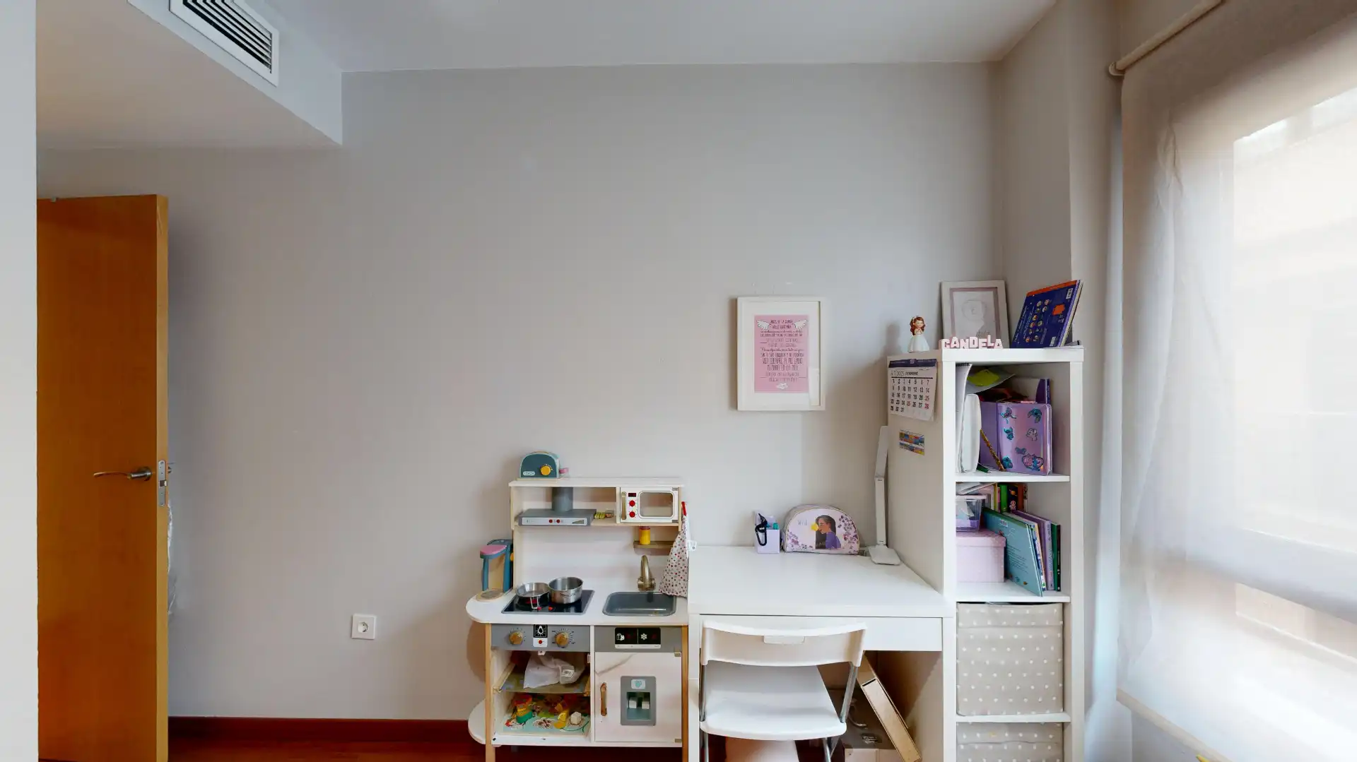 Habitación de Ático en venta en Murcia con Aire acondicionado, Parquet y Terraza