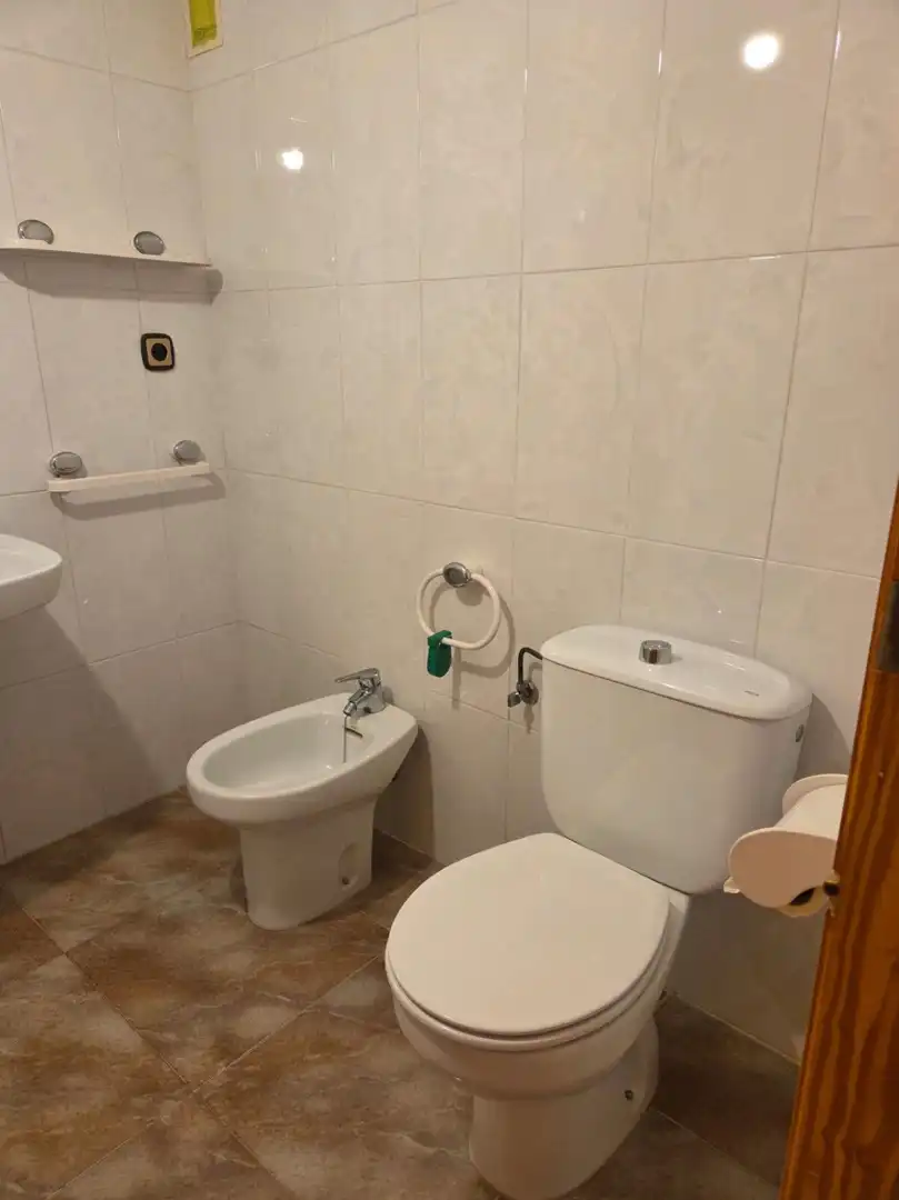 Badezimmer von Wohnung zum Verkauf in Bellreguard mit Klimaanlage