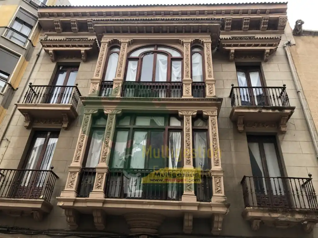 Immobles singulars en venda a Casco Antiguo, imagen 2