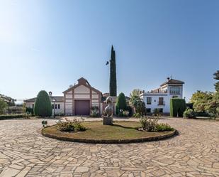 Exterior view of House or chalet for sale in  Granada Capital  with Terrace and Swimming Pool