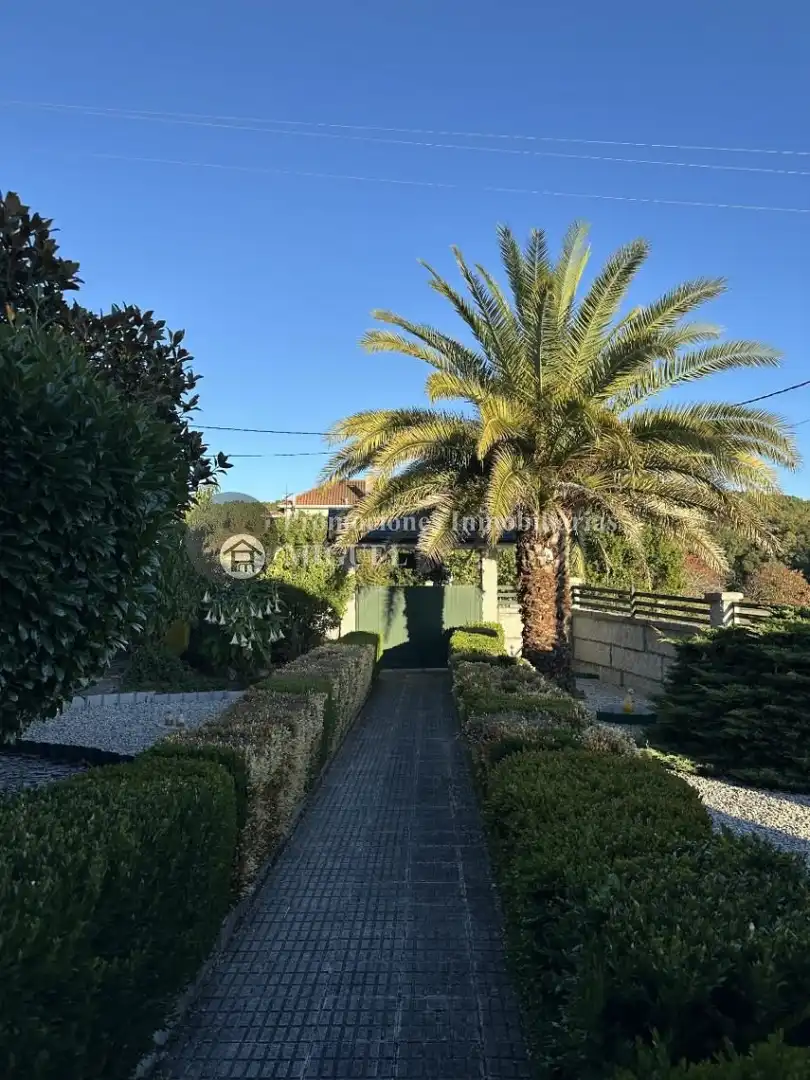 Casa con giardino in vendita a Sarreaus, imagen 2