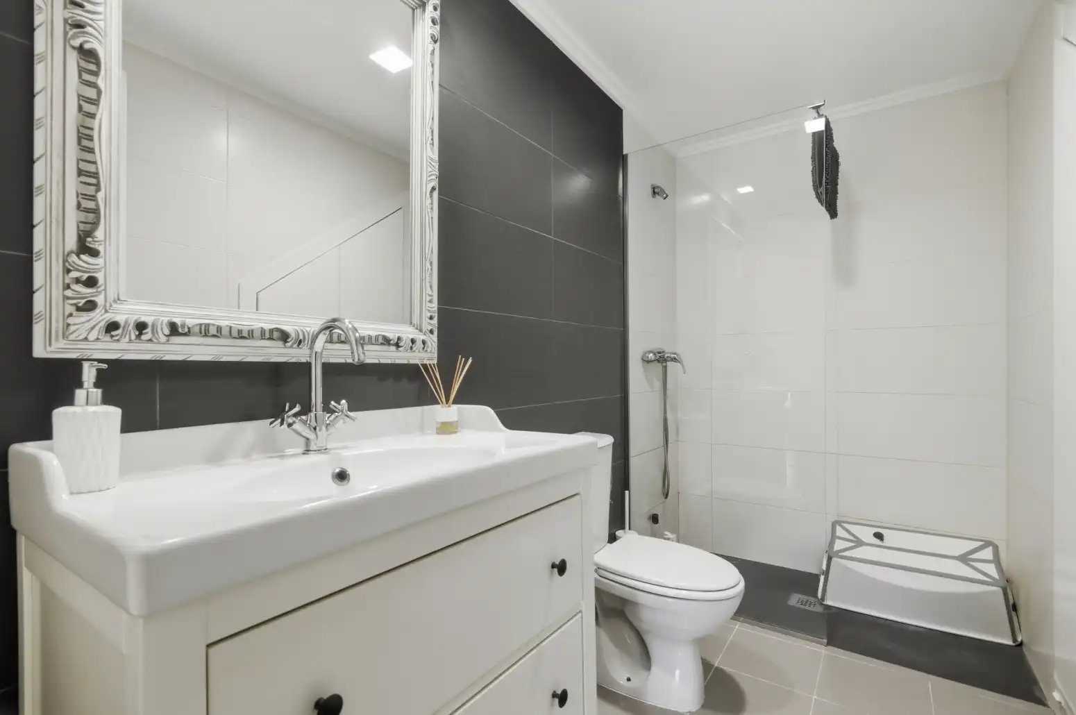 Baño de Piso en venta en Alaquàs con Aire acondicionado y Trastero