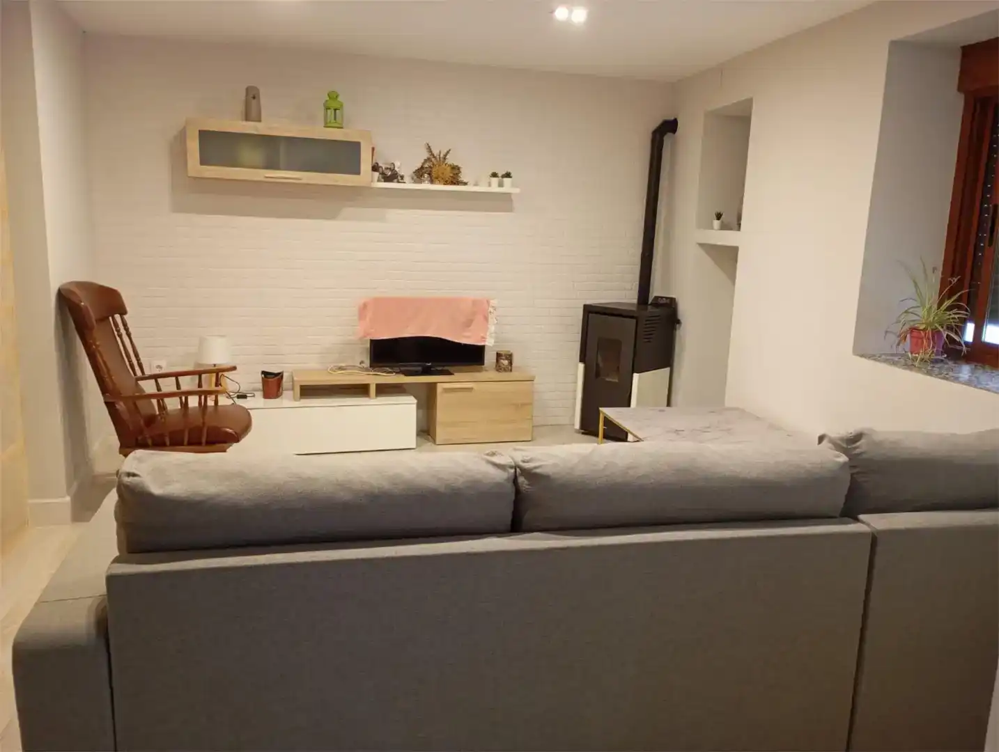 Planta baixa en venda en Ceclavín amb Traster, Moblat i Forn