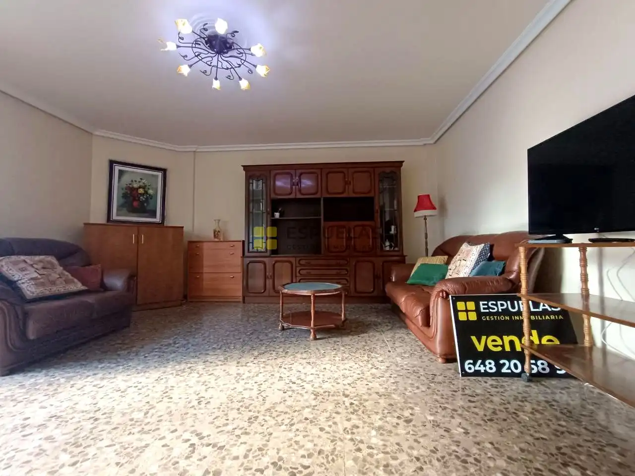 Sala de estar de Piso en venta en Arnedo con Calefacción, Terraza y Trastero