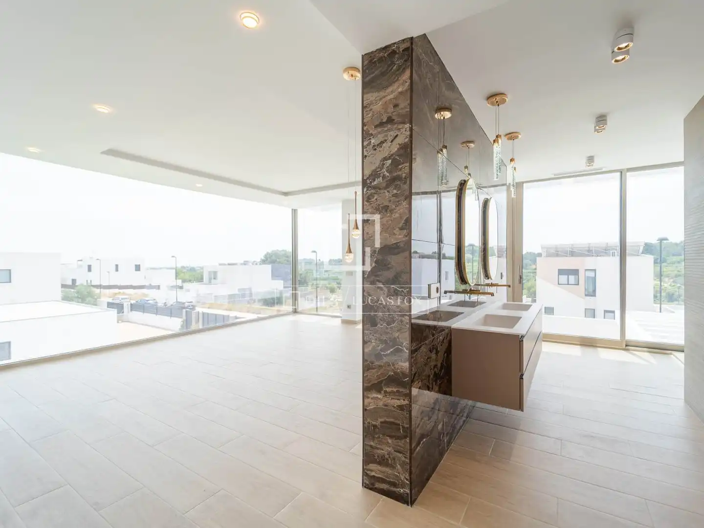 Bathroom of Houses for sale in Torrent  with Air Conditioner, Private garden and Terrace