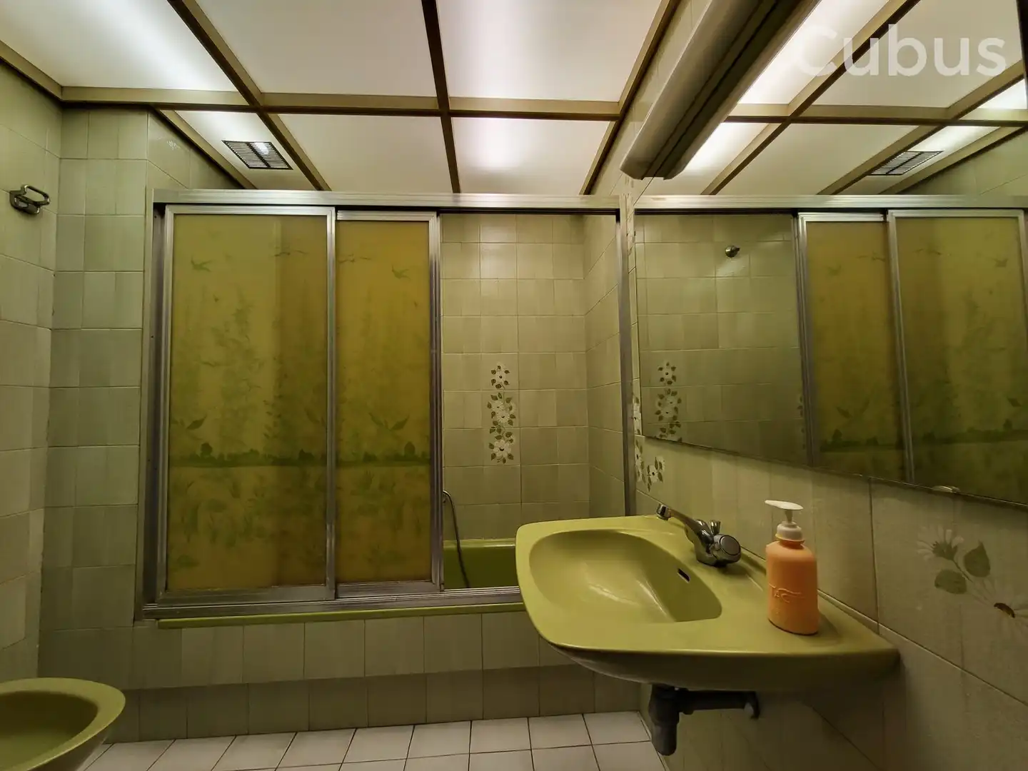 Bathroom of Flat for sale in Olot  with Heating, Terrace and Balcony