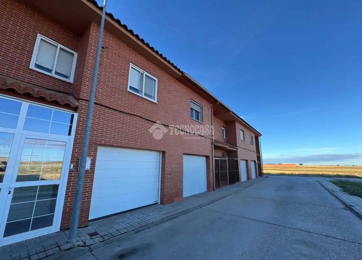 Casa bifamiliare in vendita a C. Lope de Vega