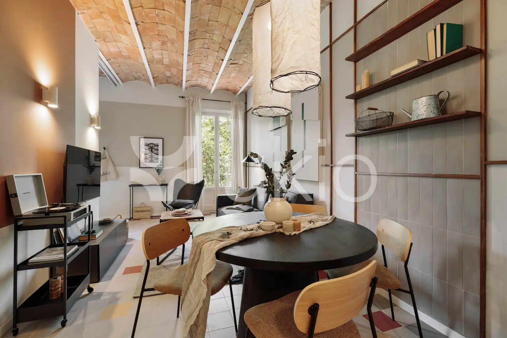 Appartement compact avec balcon à louer à Ronda de Sant Pere