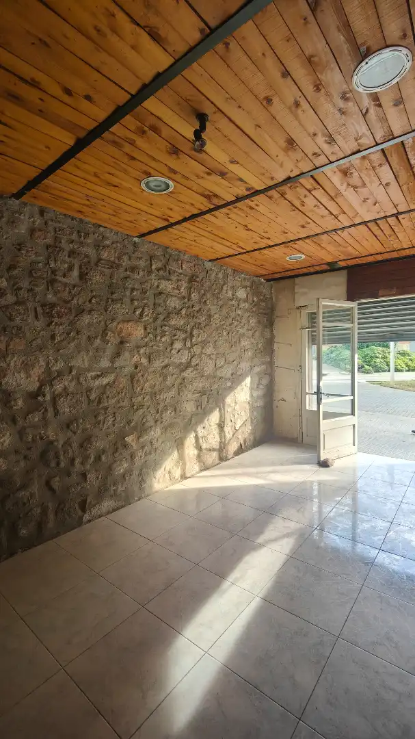 Commercial properties for rent in Manresa