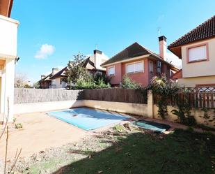 Garden of House or chalet for sale in Villanueva de la Cañada  with Terrace and Swimming Pool