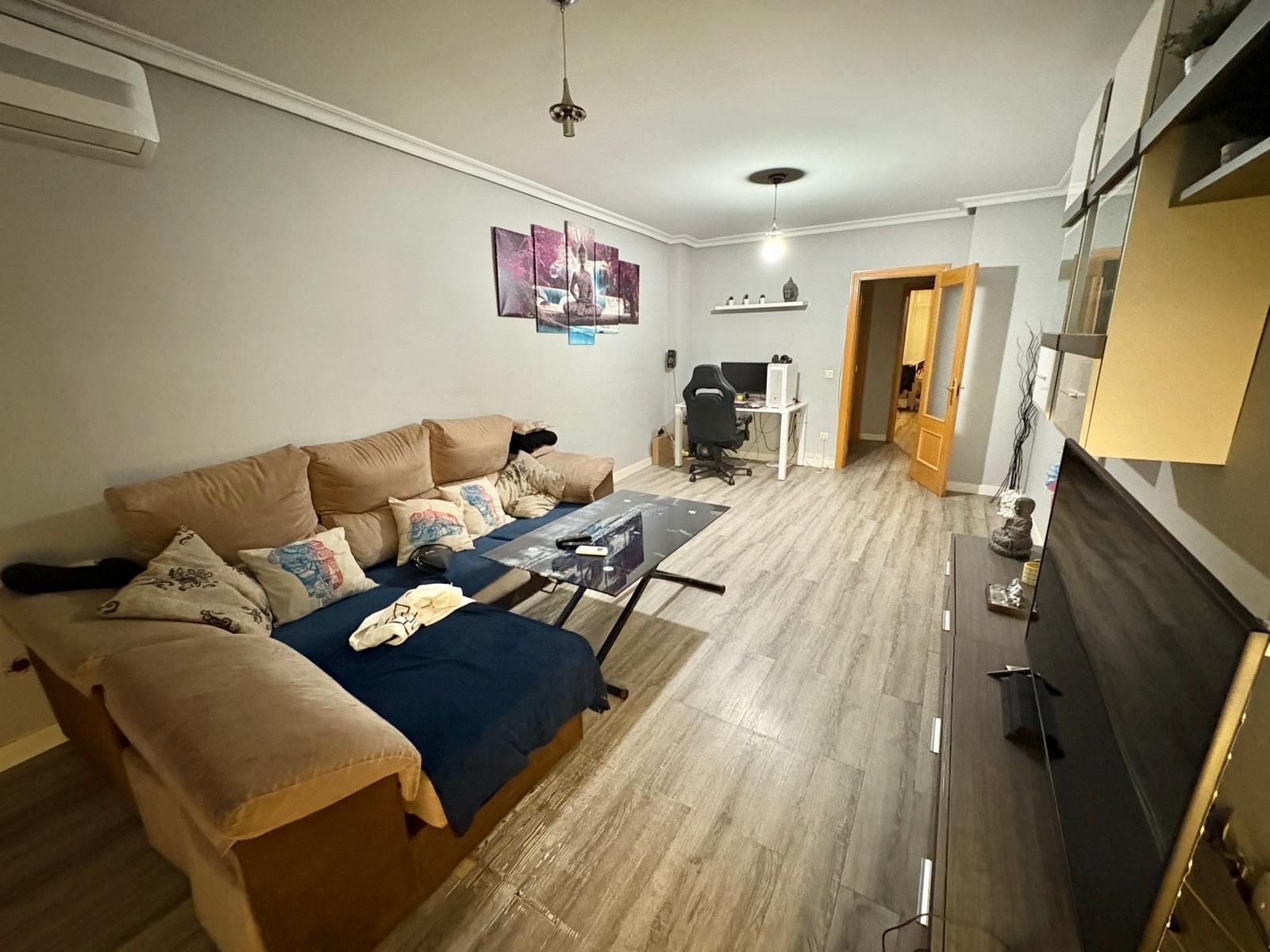 Exterior view of Flat for sale in Cedillo del Condado  with Air Conditioner and Heating