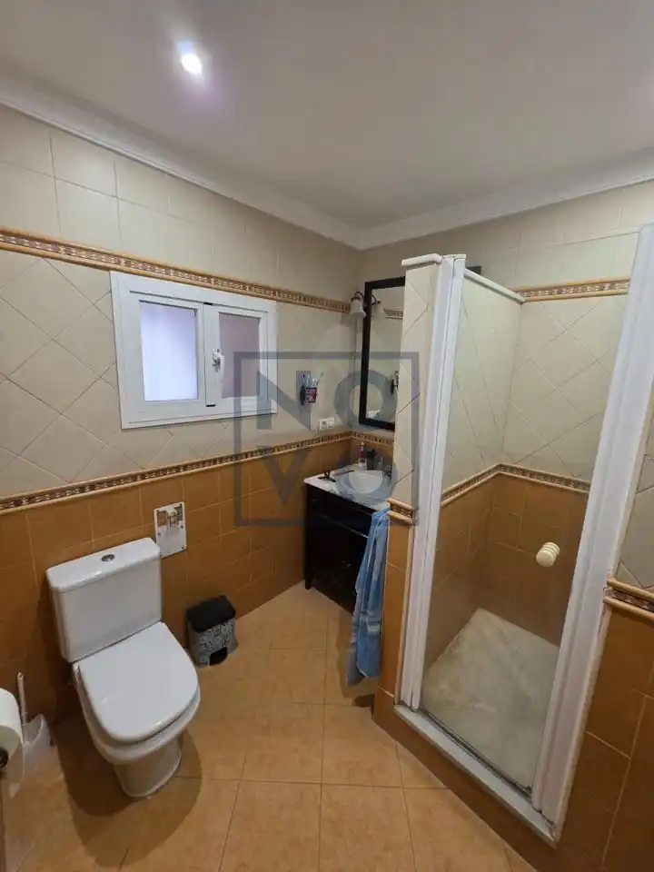 Bathroom of Houses for sale in Lebrija