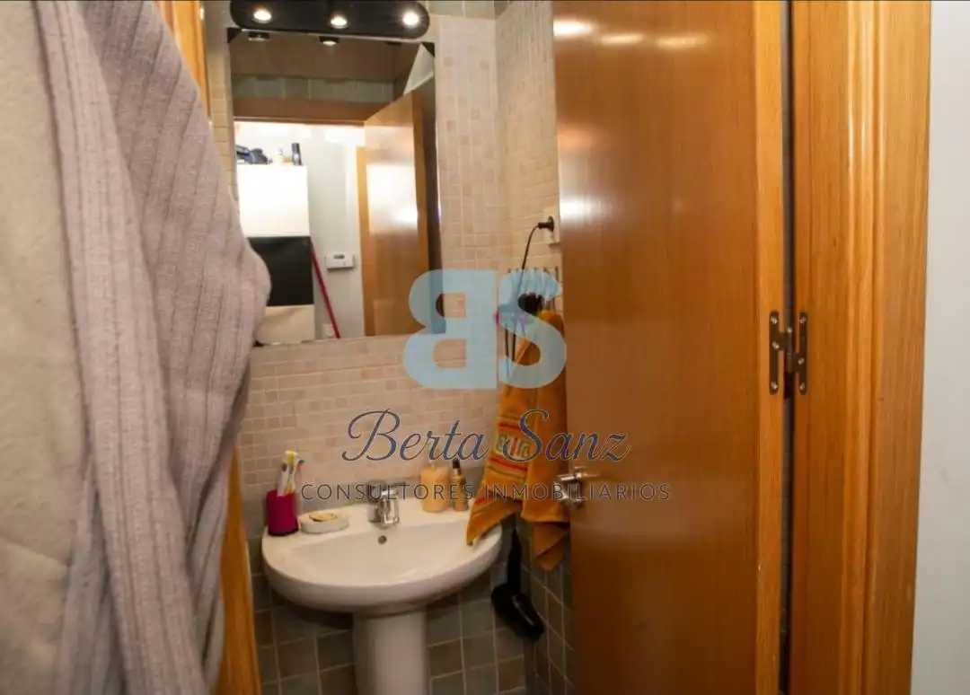 Baño de Casa adosada en venta en Pioz con Aire acondicionado, Calefacción y Jardín privado